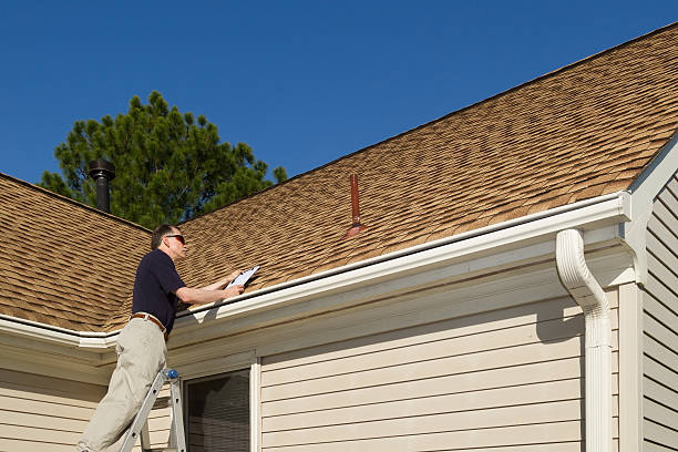 Best Emergency Roof Repair Services  in Oelwein, IA